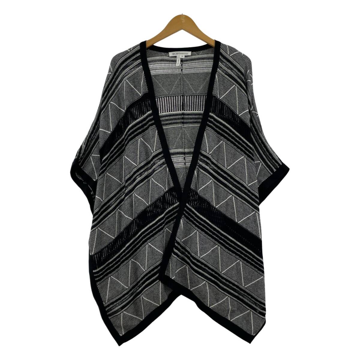 BCBGenerationビーシービージェネレーション ポンチョ風 カーディガン sizeOS/ブラック系_画像1