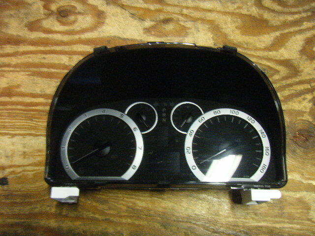 平成２５年 ヴェルファイア DBA-ANH20W 純正 スピードメーター 97966km 83800-58430_画像1