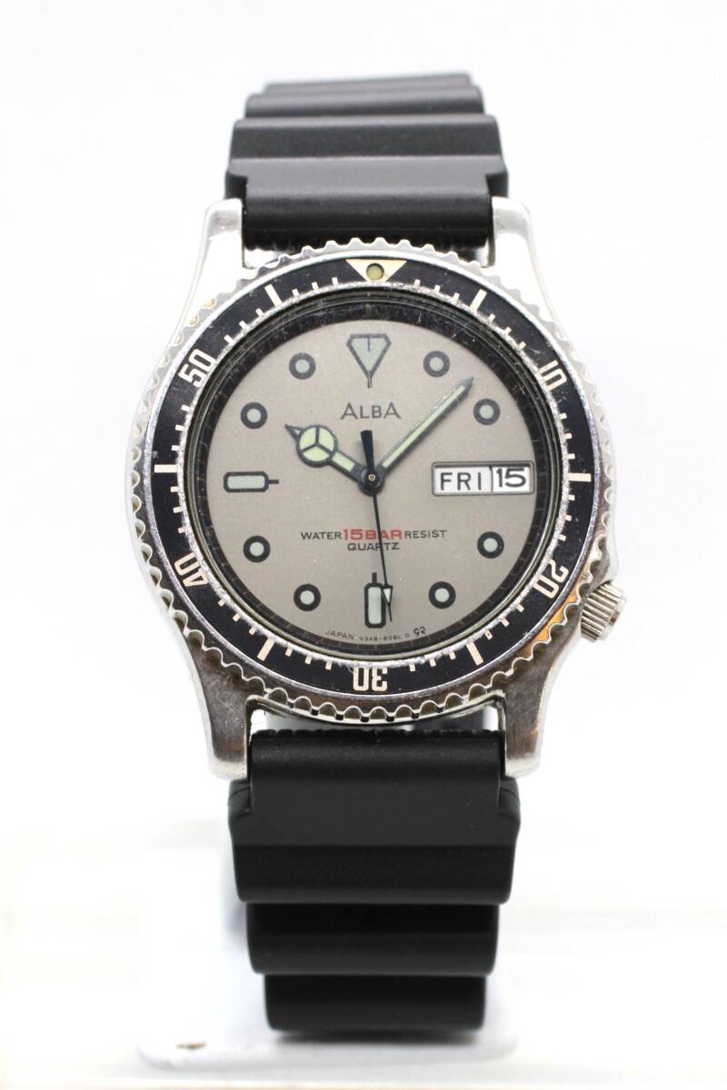【SEIKO】ALBA V348-6070 QUARTZ ダイバーデザイン 15BAR STAINLESSSTEEL JAPAN 中古品時計未使用ウレタンベルト装着 電池交換済み 25.8.21_画像1