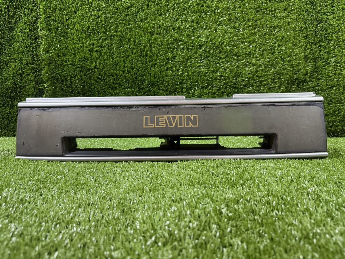 AE86 レビン 後期 ラジエターグリル53114-12060 ※個人宅発送不可_画像1