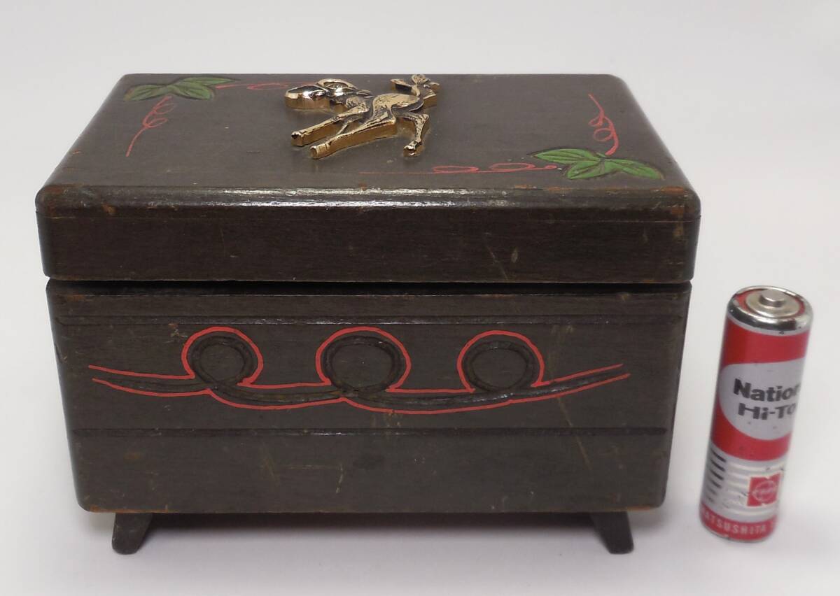  Bambi Bambi Prince Disney музыкальная шкатулка Bambi Music Box из дерева Showa Retro 