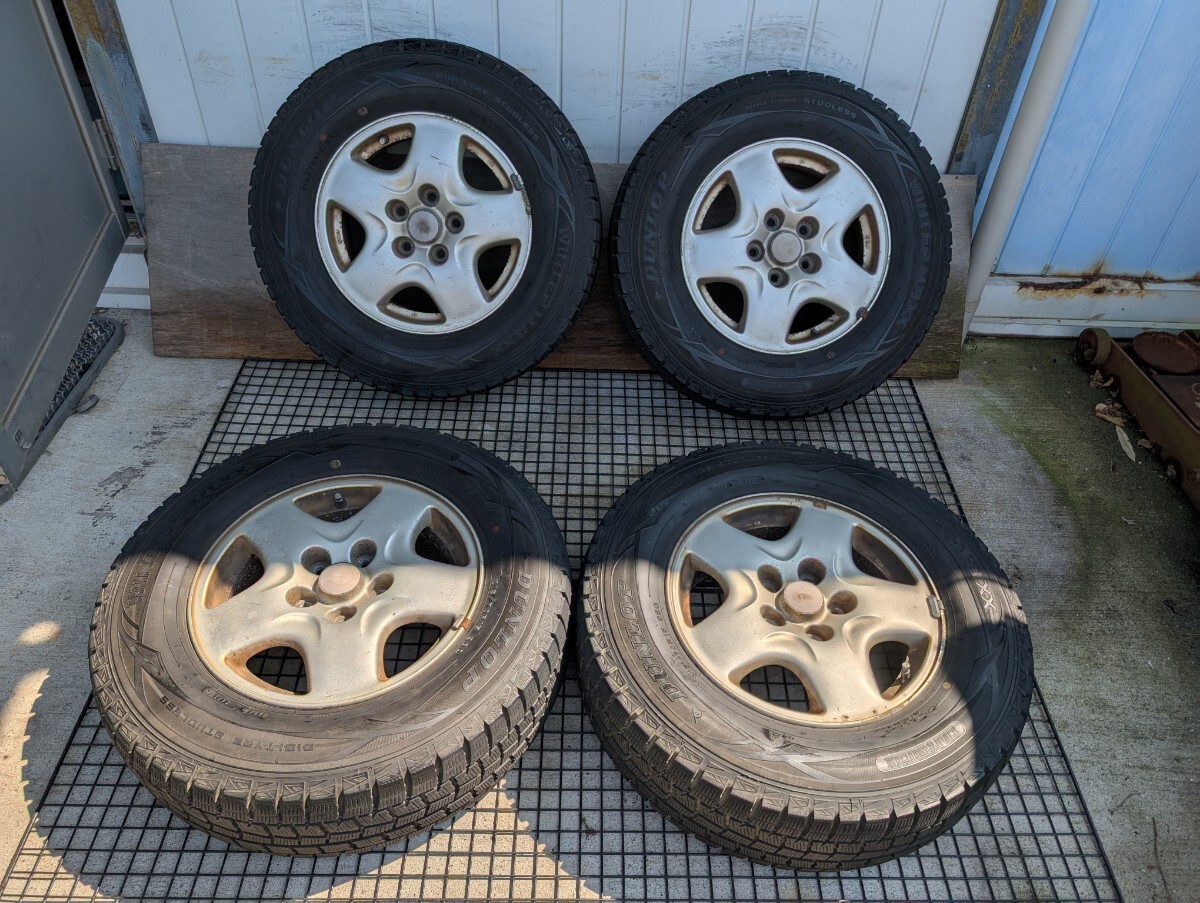 社外品 215/70R15 6J+40 5穴 PCD114.3 15インチ 2015年製 スタッドレスタイヤホイール 4本セット 78_画像1