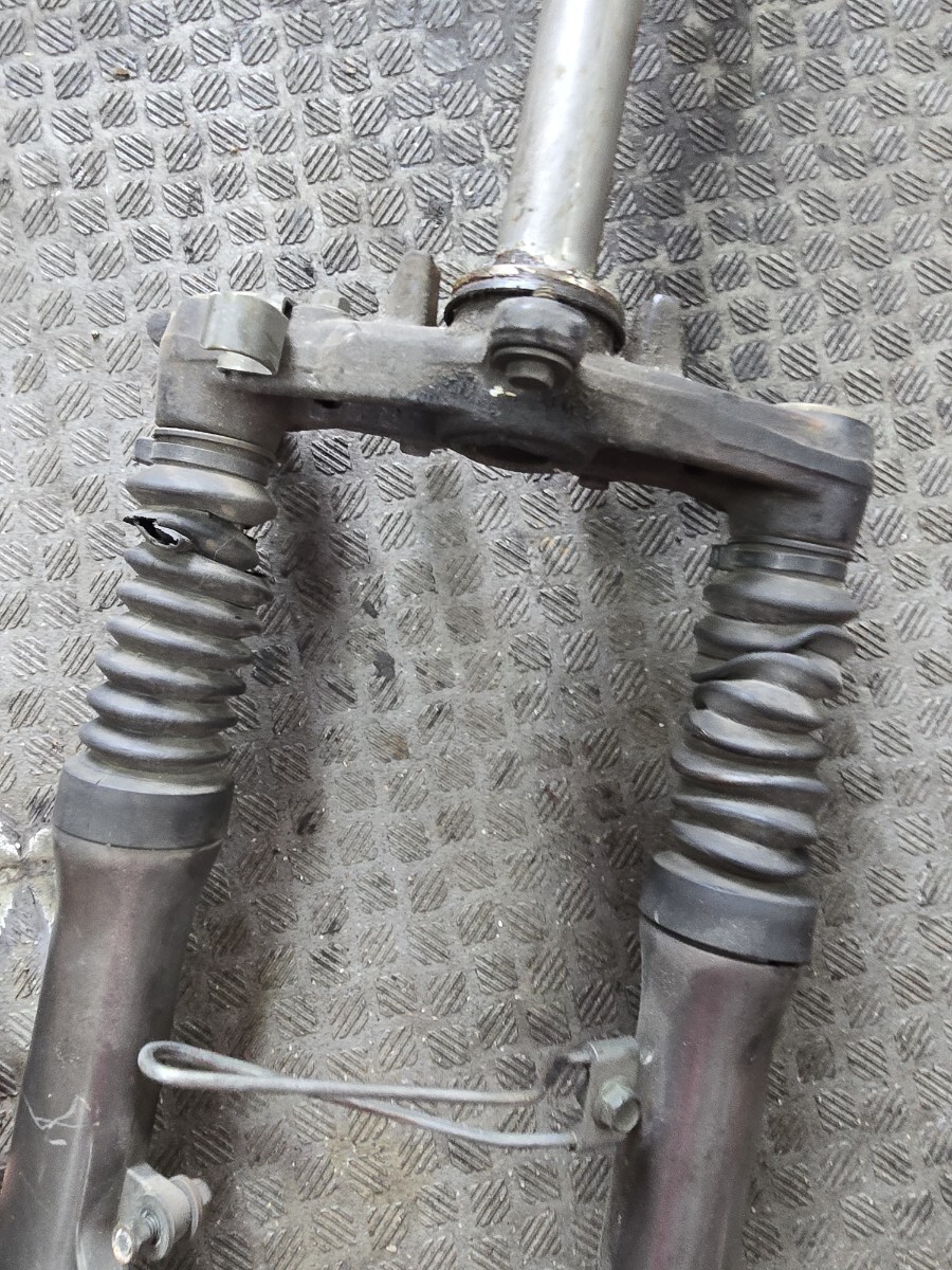 グランドアクシス フロントフォーク ステム 純正 SB01J _画像5