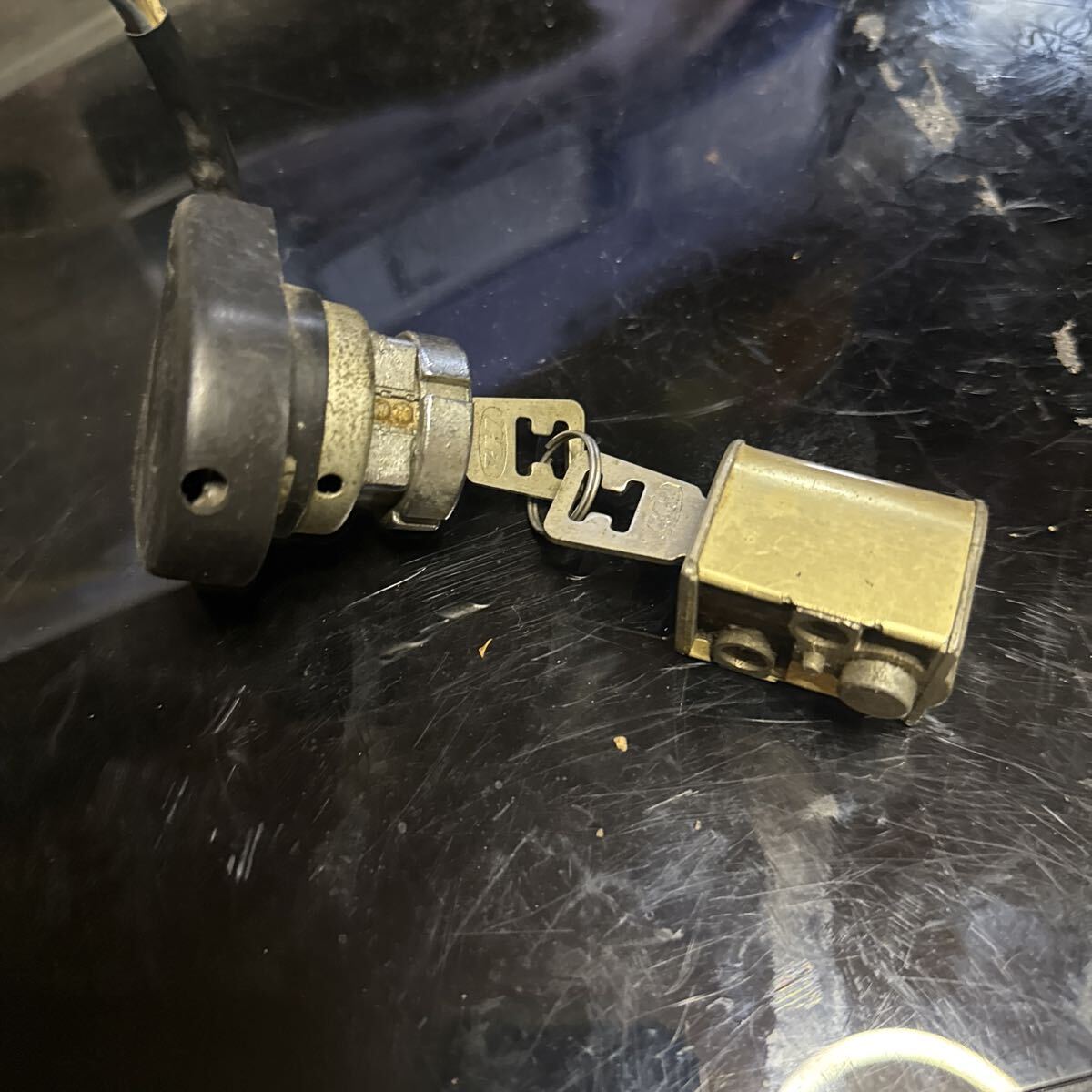 z50mイグニッションキーメインスイッチキー メインキー キーセット キー 実動 タンクキャップ セット_画像2