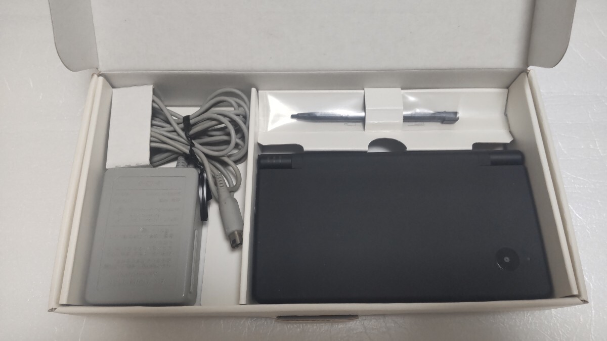 元箱付き ニンテンドーDSi 本體 ブラック　TWL-001