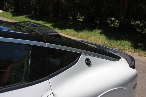 ガレージベリー フェアレディZ RZ34 リアルーフスポイラー 綾織りカーボン 30-3418 GARAGE VARY カスタムパーツ_画像3