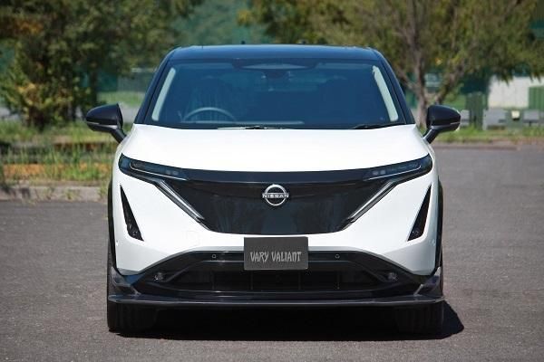 ガレージベリー アリア ZAA-FEO 日産ARIYA グライドリップスポイラー 平織りカーボン 31-6002 GARAGE VARY カスタムパーツ_画像2