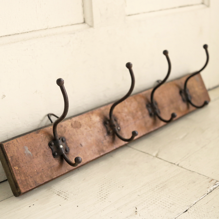 1910年代 フランスアンティーク 壁掛け 4連 コートフック アイアン 木製 アトリエ ビンテージ フック ハンガー_画像1