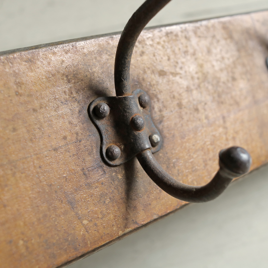 1910年代 フランスアンティーク 壁掛け 4連 コートフック アイアン 木製 アトリエ ビンテージ フック ハンガー_画像7