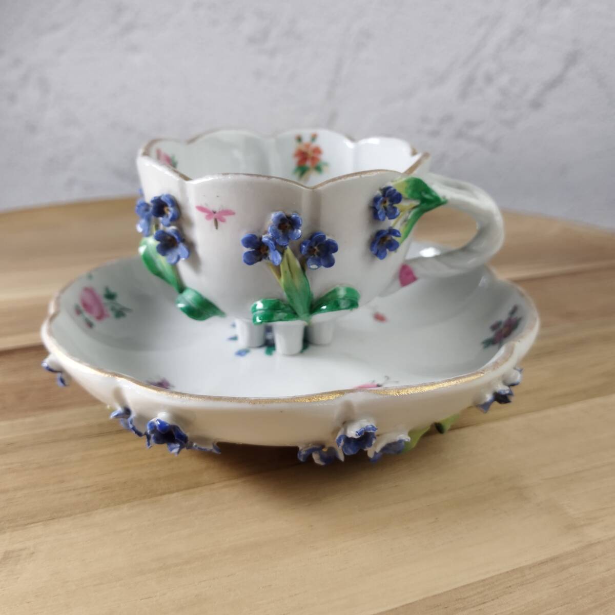 [ прекрасный товар ] Meissen система античный cup выше like незабудка насекомое . расческа 3D MEISSEN /25h035