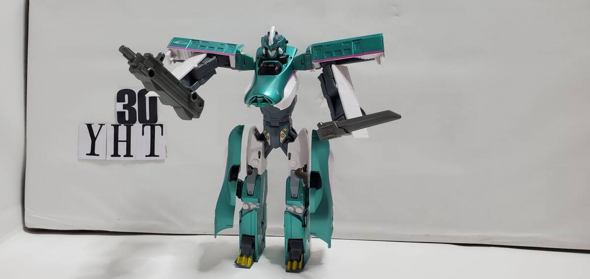 プラレール 新幹線変形ロボ シンカリオン シンカリオン E5 はやぶさ  ★YHT-30_画像1