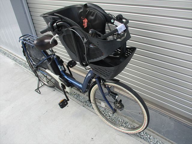 E446　★整備済み　中古　3人乗り対応子乗せ　電動(dòng)自転車　YAMAHA　PAS　KISS　ネイビー★【F22R26インチ　12.8Ah】