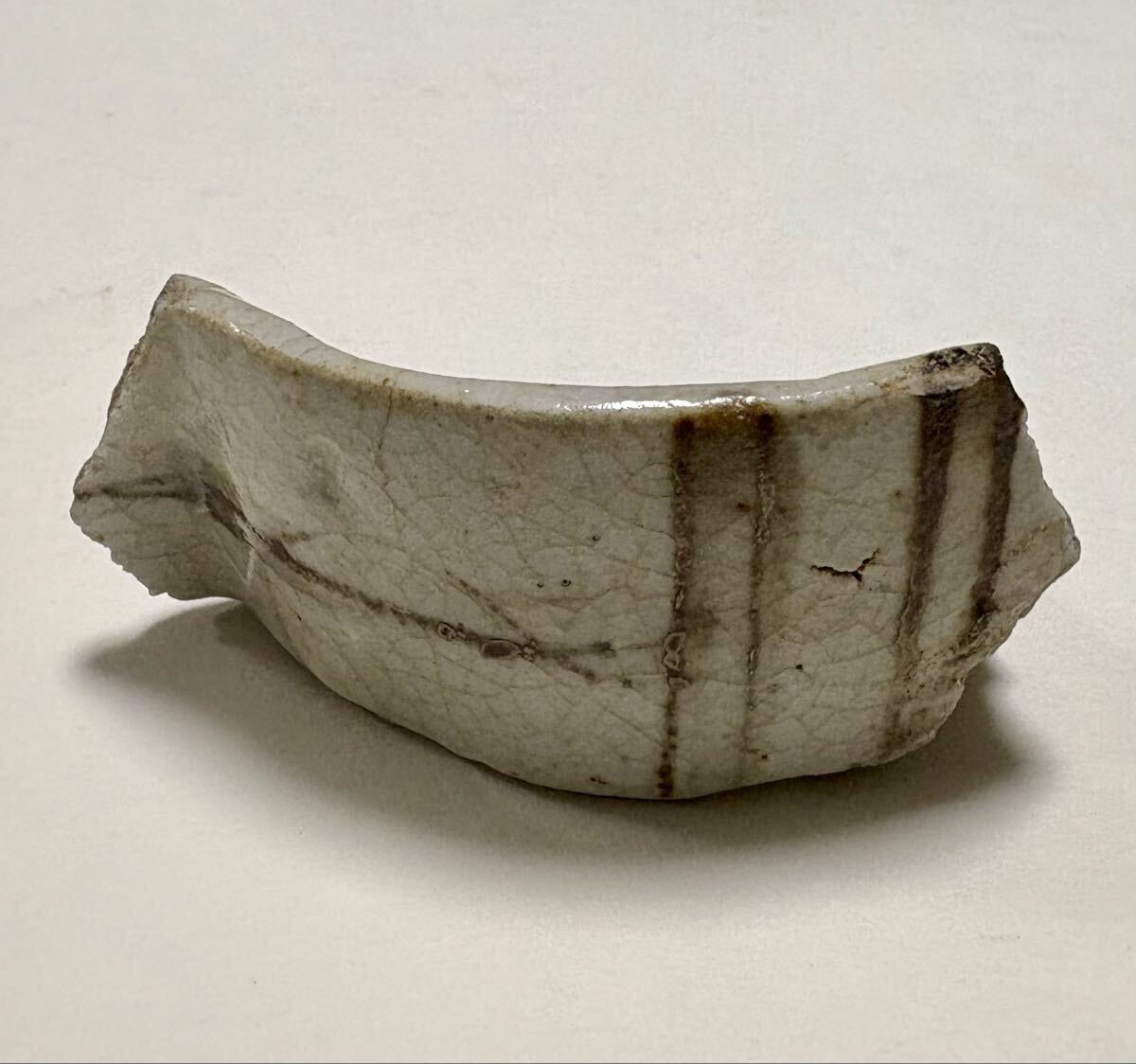 Bibian 比比昂- 美濃系陶片志野織部向付残欠／桃山期志野.黄瀬戸