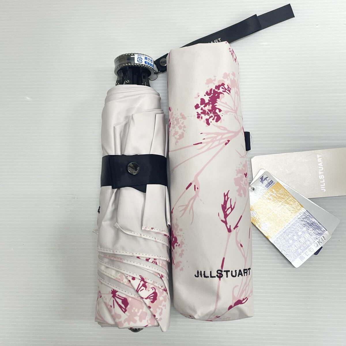 新品52725 JILL STUART ジルスチュアート＊ライトピンク 99％遮光 遮熱遮光遮蔽UV機能付き 折りたたみ晴雨兼用日傘雨傘 トレカ_画像3