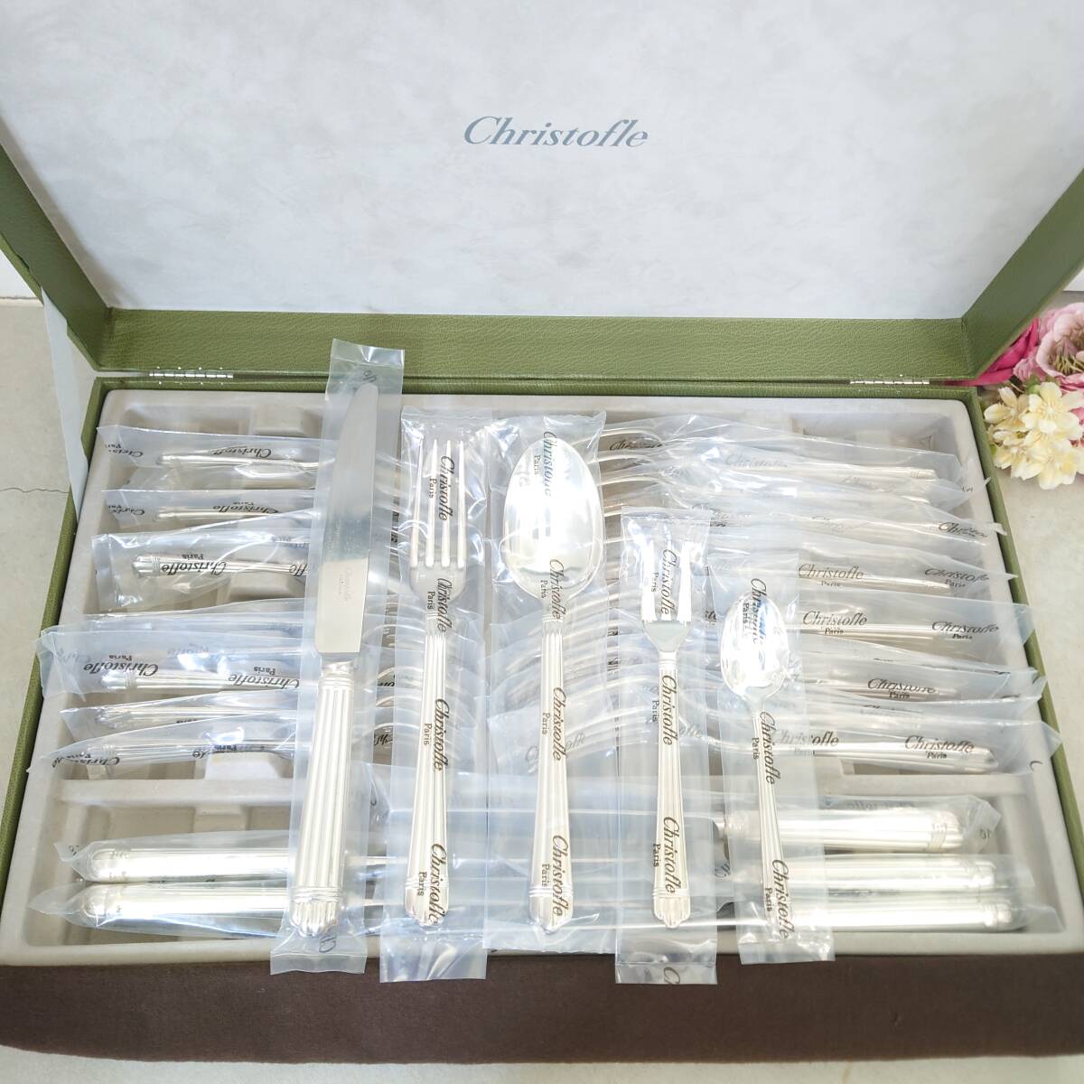 極美品 クリストフル アリア ほぼ未開封 30点 箱付き カトラリー