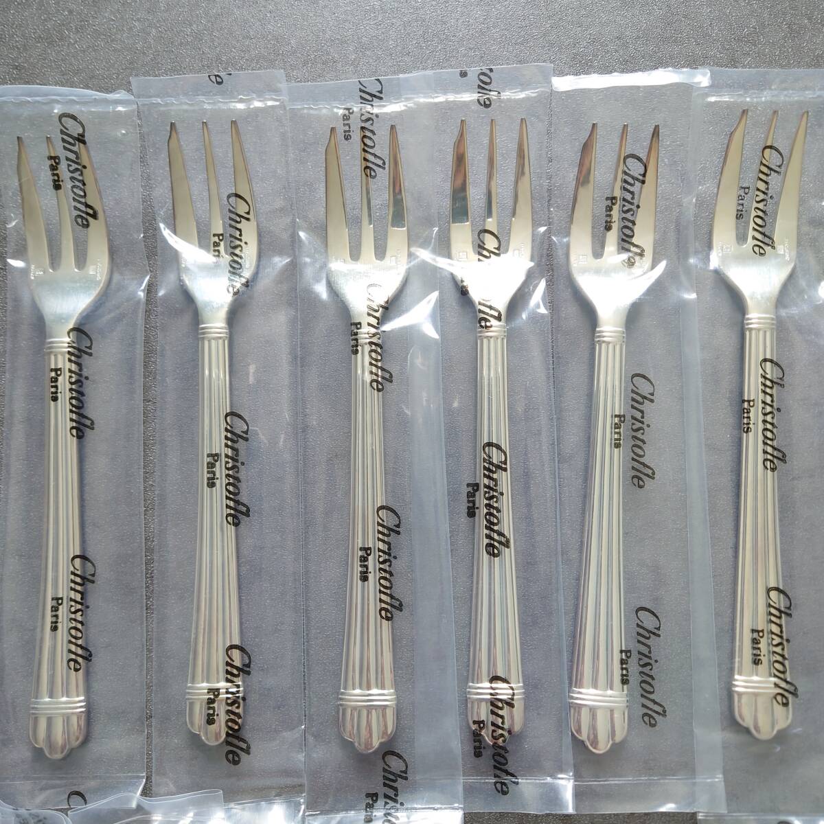 極美品 クリストフル アリア ほぼ未開封 30点 箱付き カトラリー