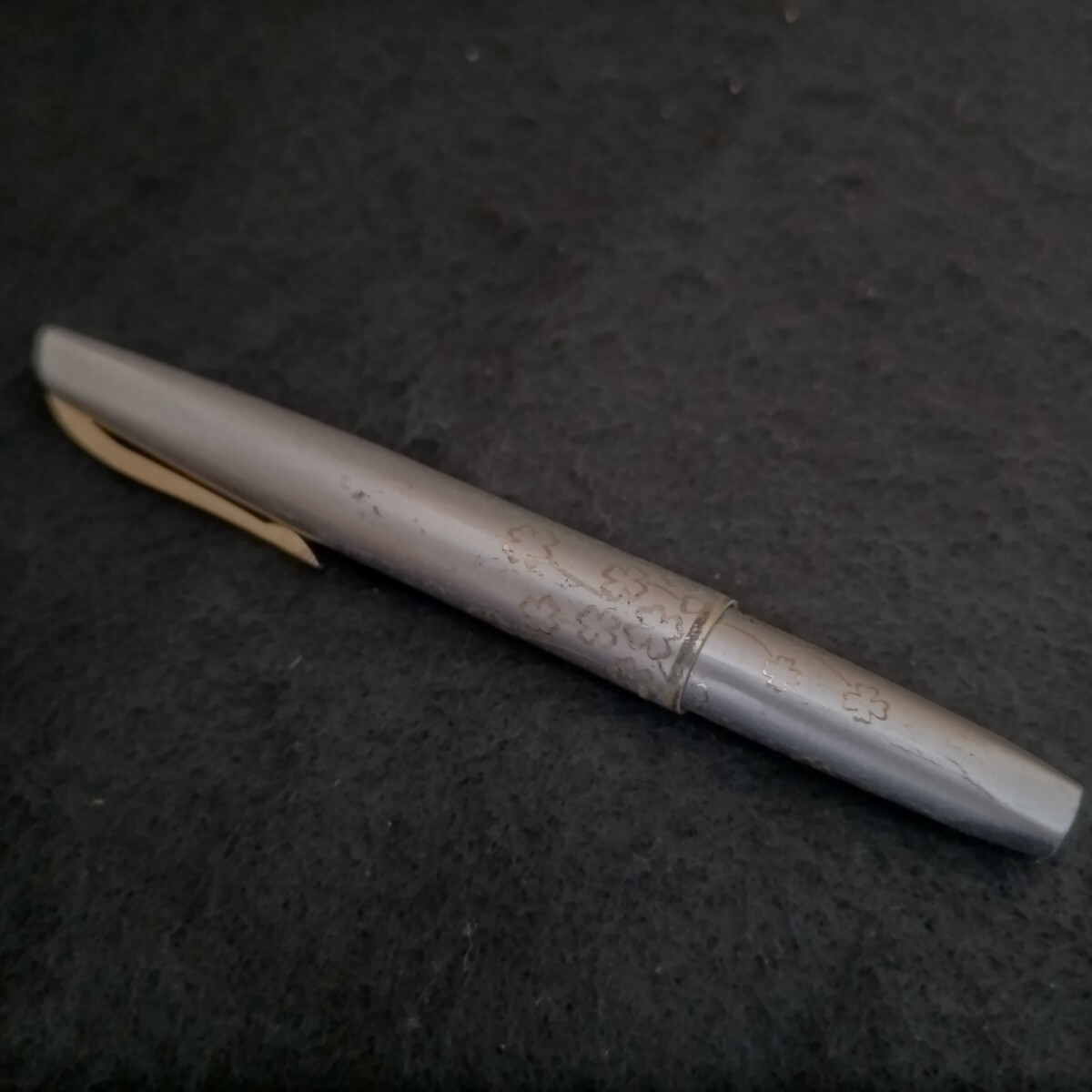 プラチナ万年筆　18k クローバー　レトロ　ヴィンテージ　万年筆 プラチナ万年筆 18K 18金 ショート 万年筆 クローバー柄 緑 袋