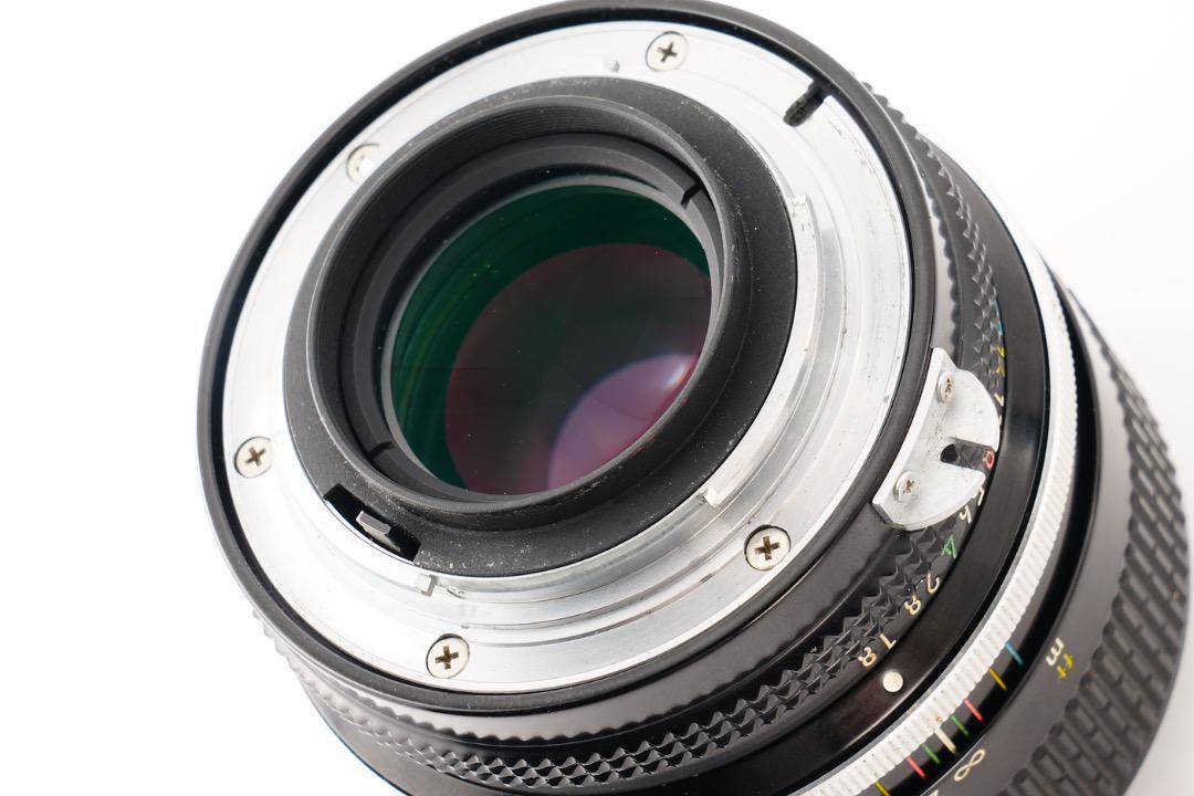 【極美品】Nikon New Nikkor 85mm F1.8 ニコン 773 極美品】Nikon New Nikkor 85mm F1.8 ニコン 773
