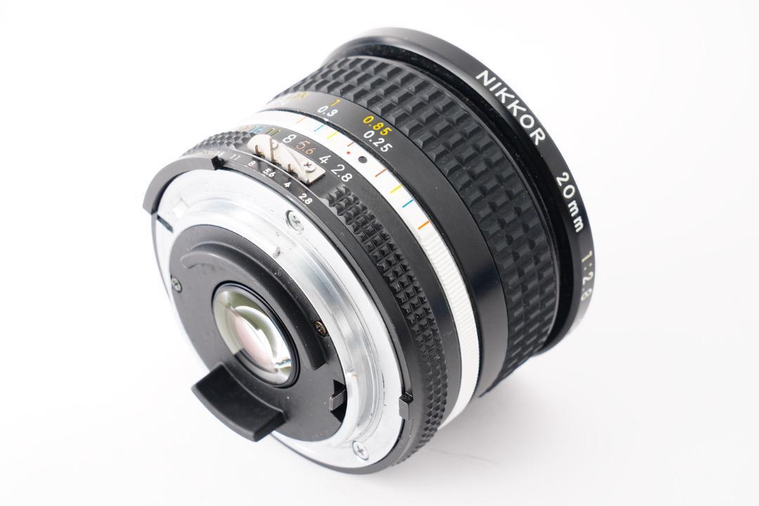 【極美品】Nikon Ai-s Nikkor 20mm F2.8 ニコン 402 極美品】Nikon Ai-s Nikkor 20mm F2.8 ニコン 402