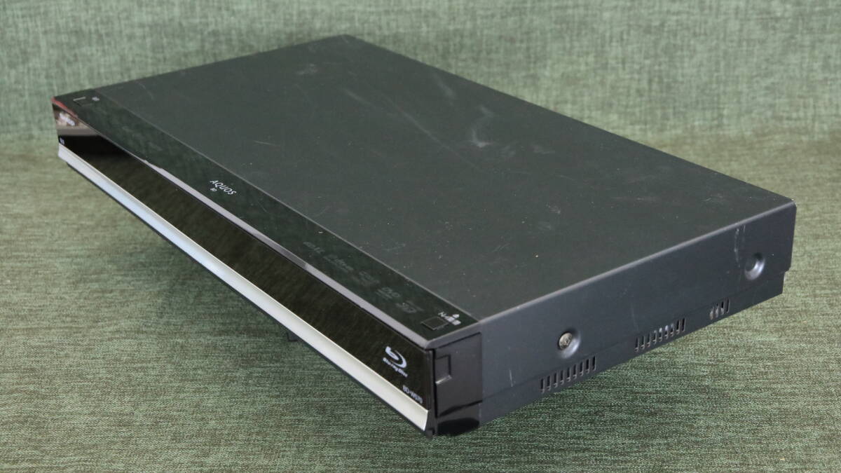 あ//Q0592 SHARP シャープ　ブルーレイ　ディスクレコーダー　BD-W570 2015年制　500GB 2チューナー　リモコン付き