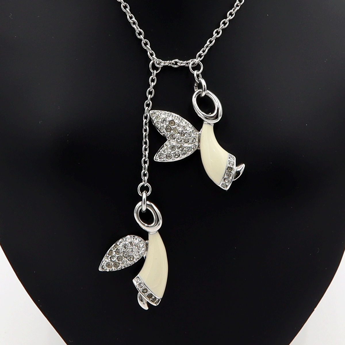 【中古】SWAROVSKI（スワロフスキー)　エンジェル ネックレス　重量11.33g　ネックレス長さ42cm　シルバーカラー　金属　レディース_画像1