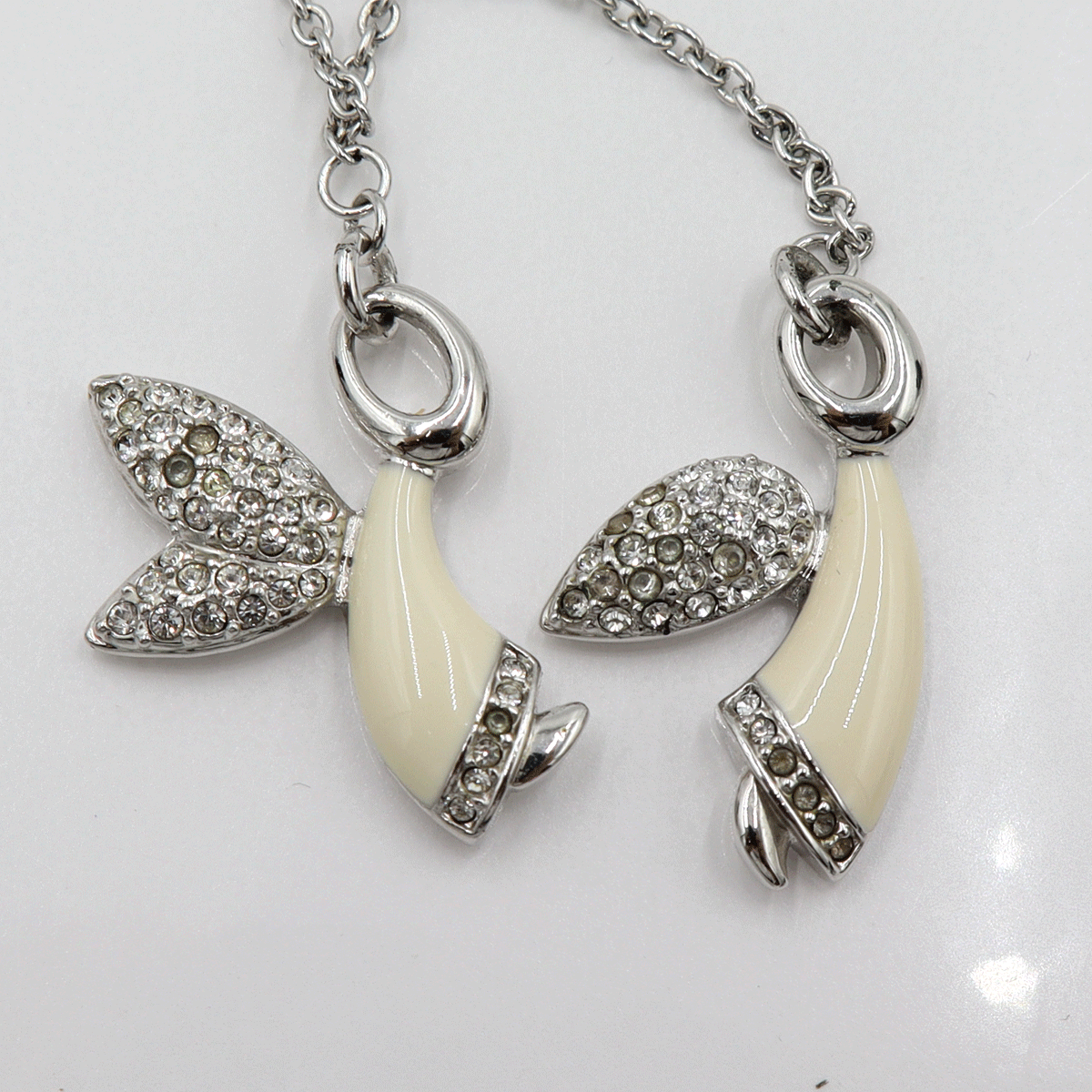 【中古】SWAROVSKI（スワロフスキー)　エンジェル ネックレス　重量11.33g　ネックレス長さ42cm　シルバーカラー　金属　レディース_画像3