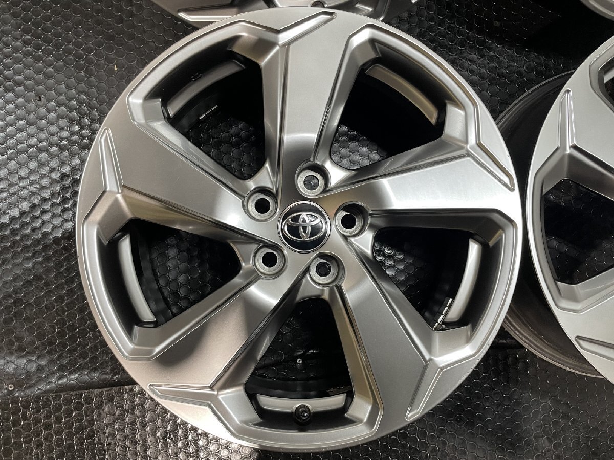新車外し】TOYOTA トヨタ RAV4 Gグレード 純正ホイール 18インチ