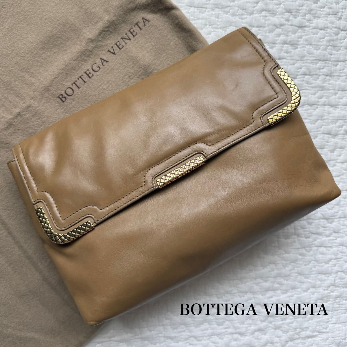 美品 希少 BOTTEGA VENETA ボッテガヴェネタ レザー クラッチバック ベージュ ゴールド金具 レディース ブランド　鞄