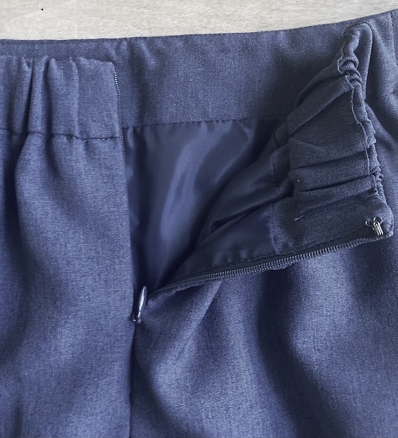 未使用！テチチのオールシーズン使える上品スカート！ネイビー★キレイ系・カジュアルにも！_画像6