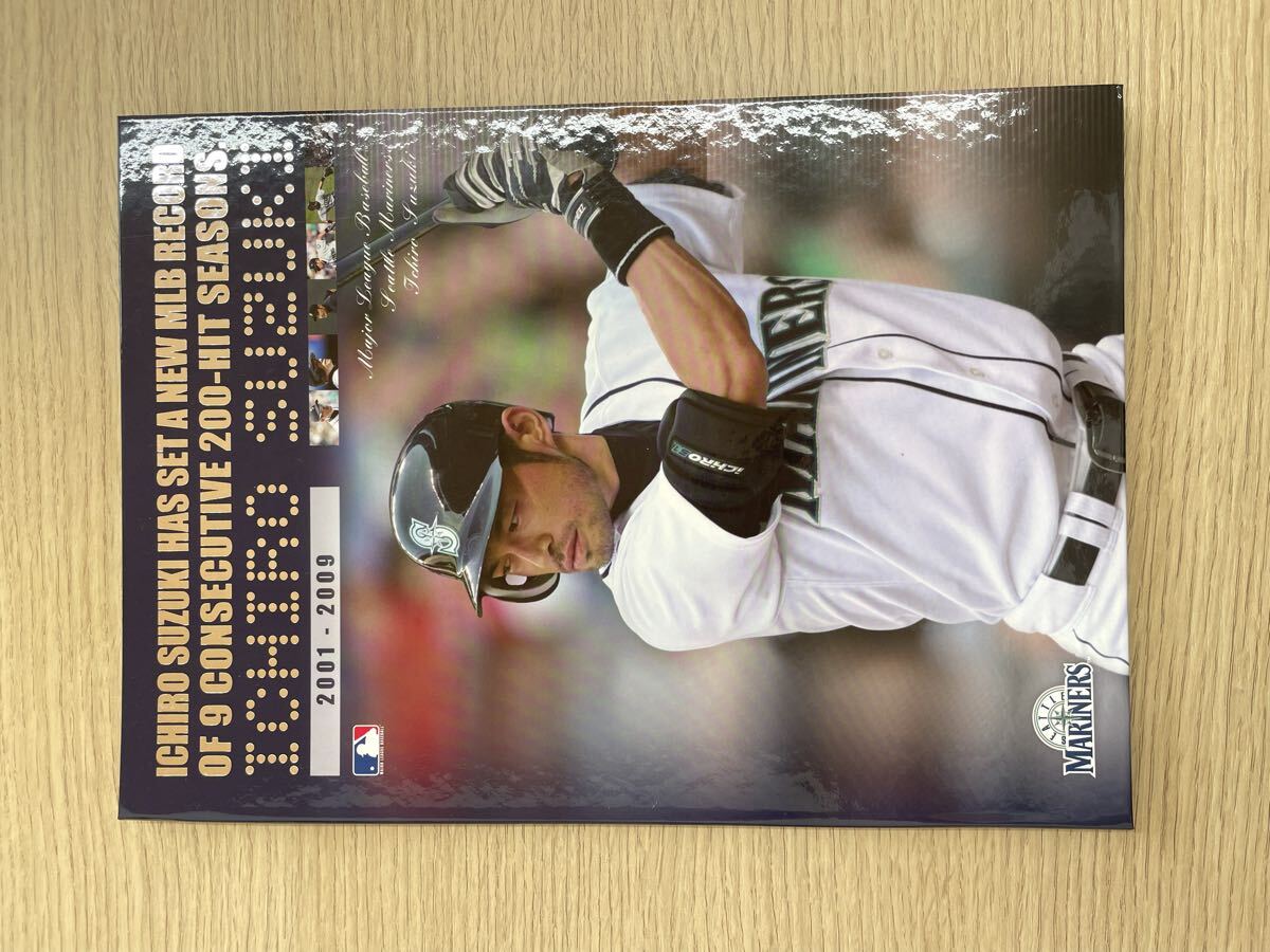 イチローMLB新記録9年連続200本安打 達成記念プレミアムフレームセット 即決 イチローMLB新記録9年連続200本安打達成記念切手8枚と写真