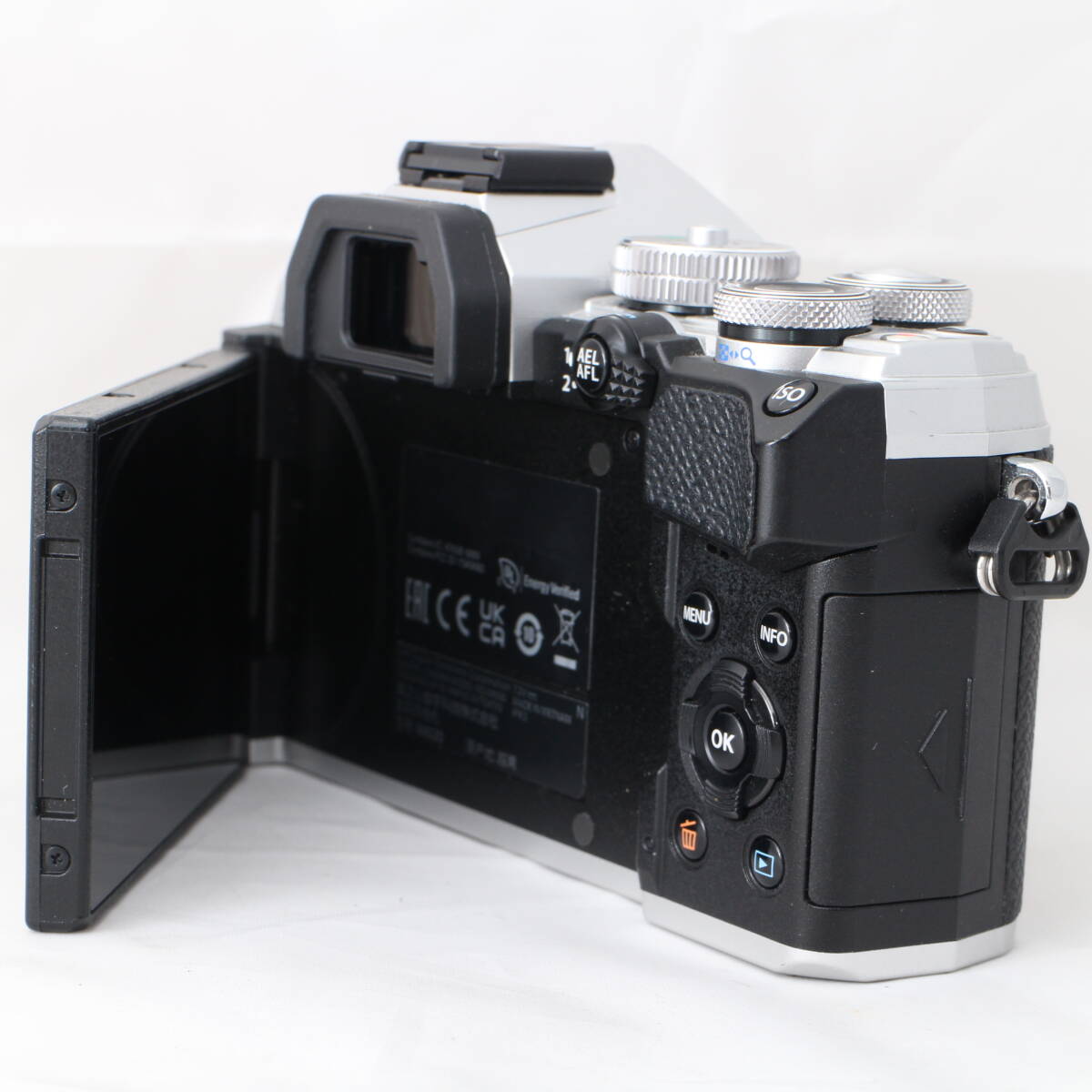 ☆美品?ショット數(shù)4908☆ オリンパス OLYMPUS OM SYSTEM OM-5 ボディ シルバー #4023