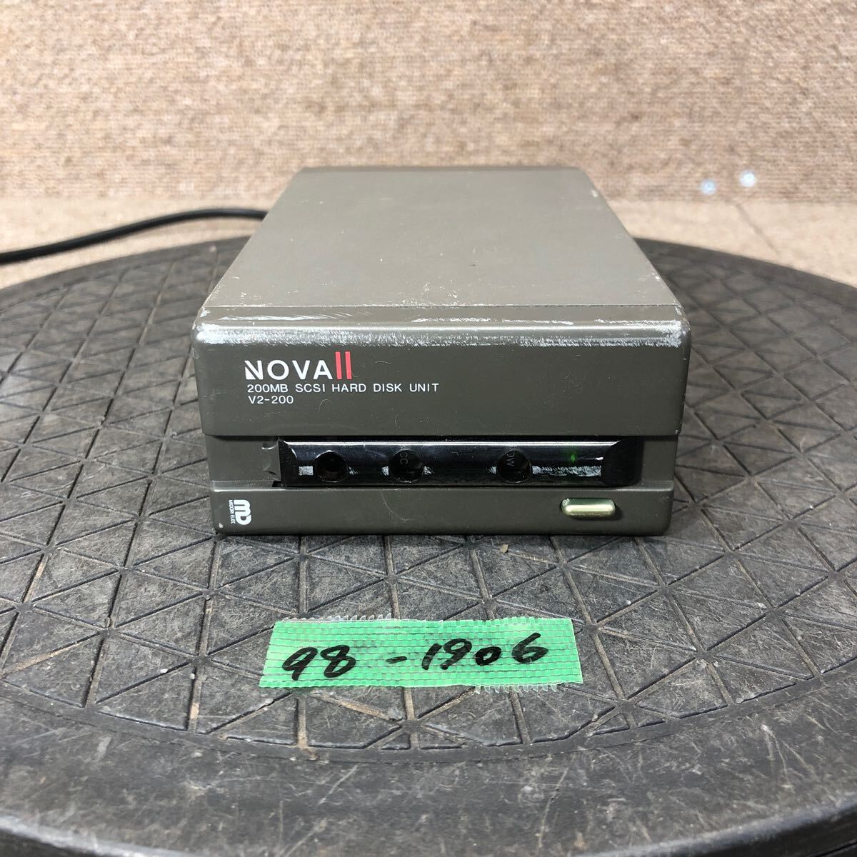 98-1906 激安 レトロPC パーツ 外付けHDD 2.5inch ハードディスクユニット 緑電子 NOVAII V2-200 SCSI 通電.電源オン.オフok HDD無し junk_画像1