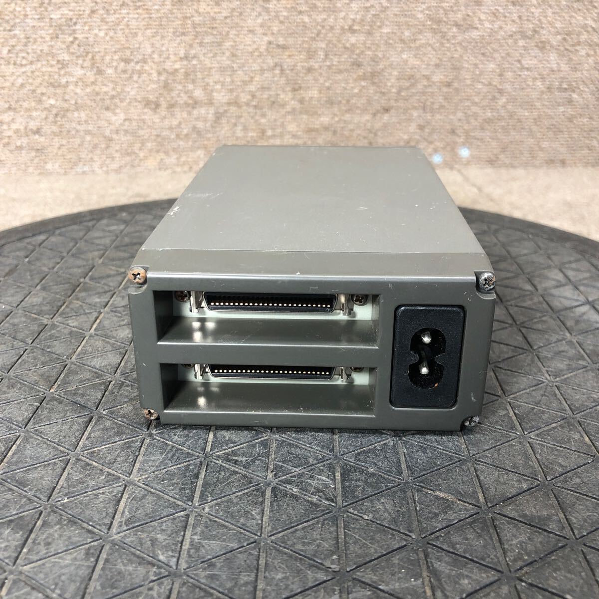 98-1906 激安 レトロPC パーツ 外付けHDD 2.5inch ハードディスクユニット 緑電子 NOVAII V2-200 SCSI 通電.電源オン.オフok HDD無し junk_画像7