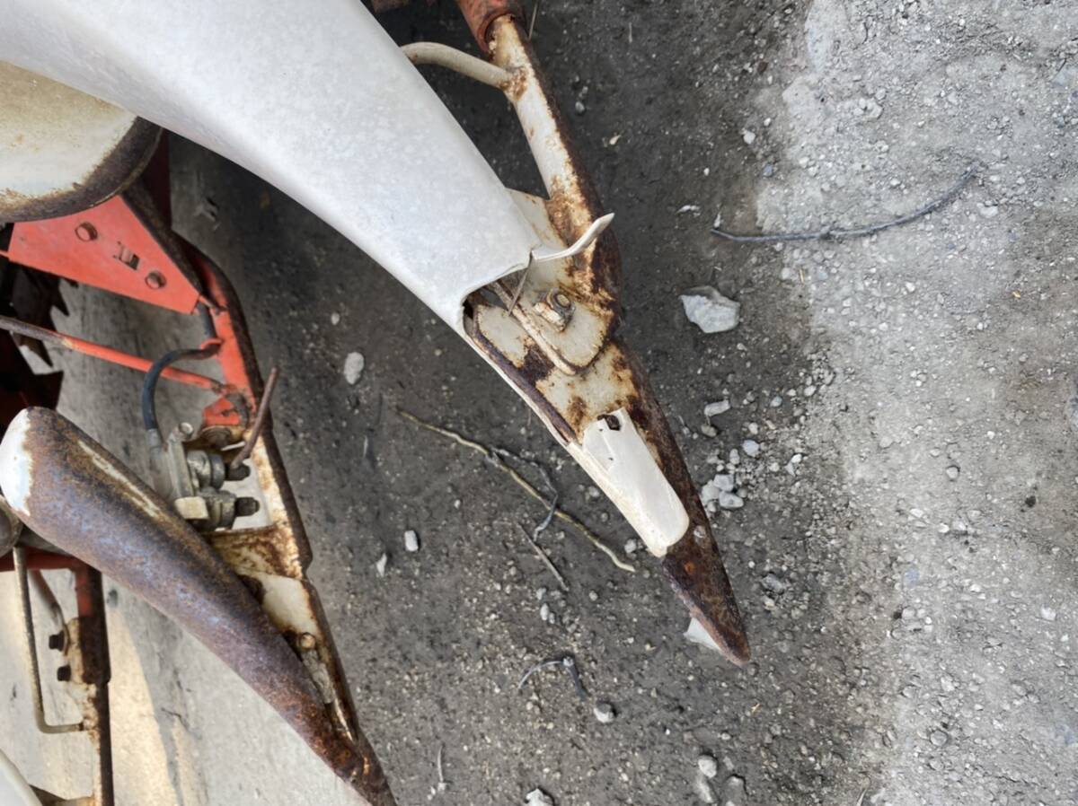 クボタ コンバイン SR18A 2条刈 18馬力 スカイナビ デバイダー クボタ コンバイン SR18A 2条刈 18馬力 スカイナビ デバイダー クボタ