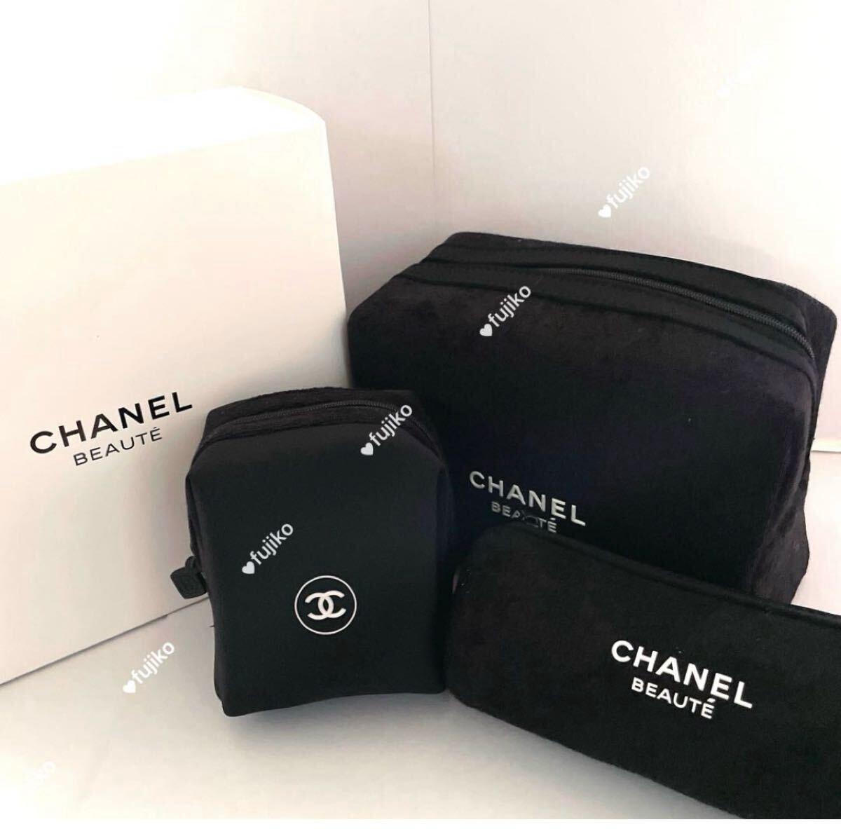 最新❣️CHANELノベルティ ポーチ3種類ブラック3点セット 最新☆CHANELノベルティポーチ3種類ブラック3セット