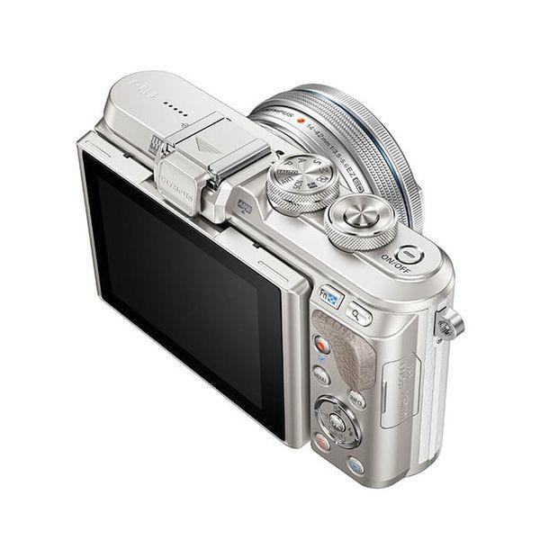 #p782543 中古 美品 OLYMPUS E-PL8 14-42mm EZレンズキット ホワイト