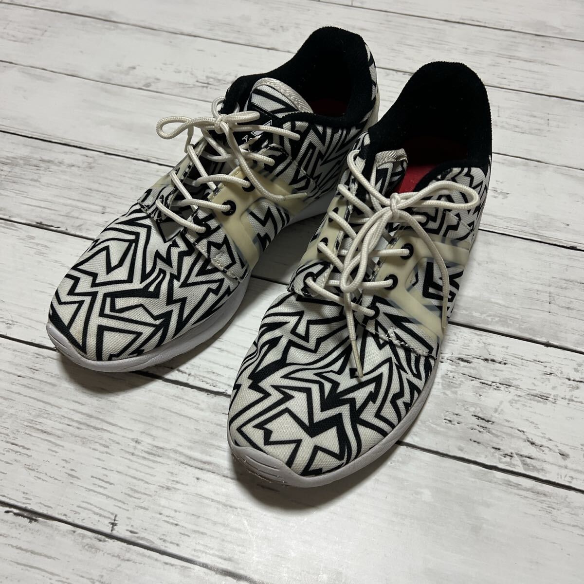 アスファルト プレミアム スニーカー 41サイズ 26.5cm ナイキ アディダス ミズノ パトリック ランニング シューズ_画像1