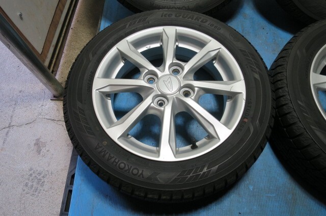 ◆DAIHATSU純正 軽用スタッドレス◆2021年 155/65R14 YOKOHAMA IG60◆14×4.5J 4穴 PCD100 ハブ54mm ◆B 256_画像2