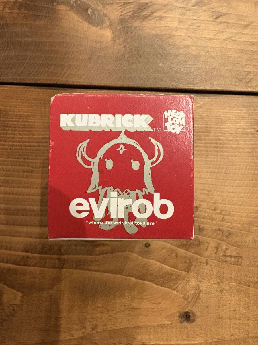 evirob 100%KUBRICK_画像5