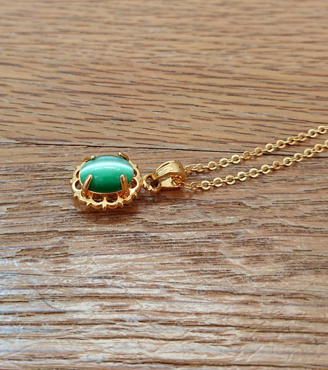 Vintage ネックレス necklace ヴィンテージ アクセサリー 古着 ペンダント ジュエリー accessory アクセ 石 ストーン チェーン 緑 ゴールド_画像8