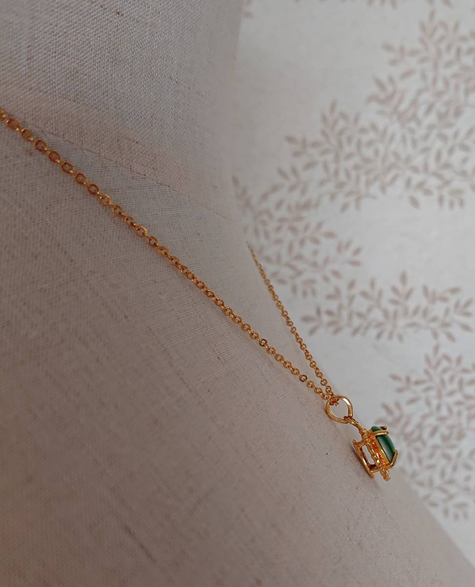 Vintage ネックレス necklace ヴィンテージ アクセサリー 古着 ペンダント ジュエリー accessory アクセ 石 ストーン チェーン 緑 ゴールド_画像4