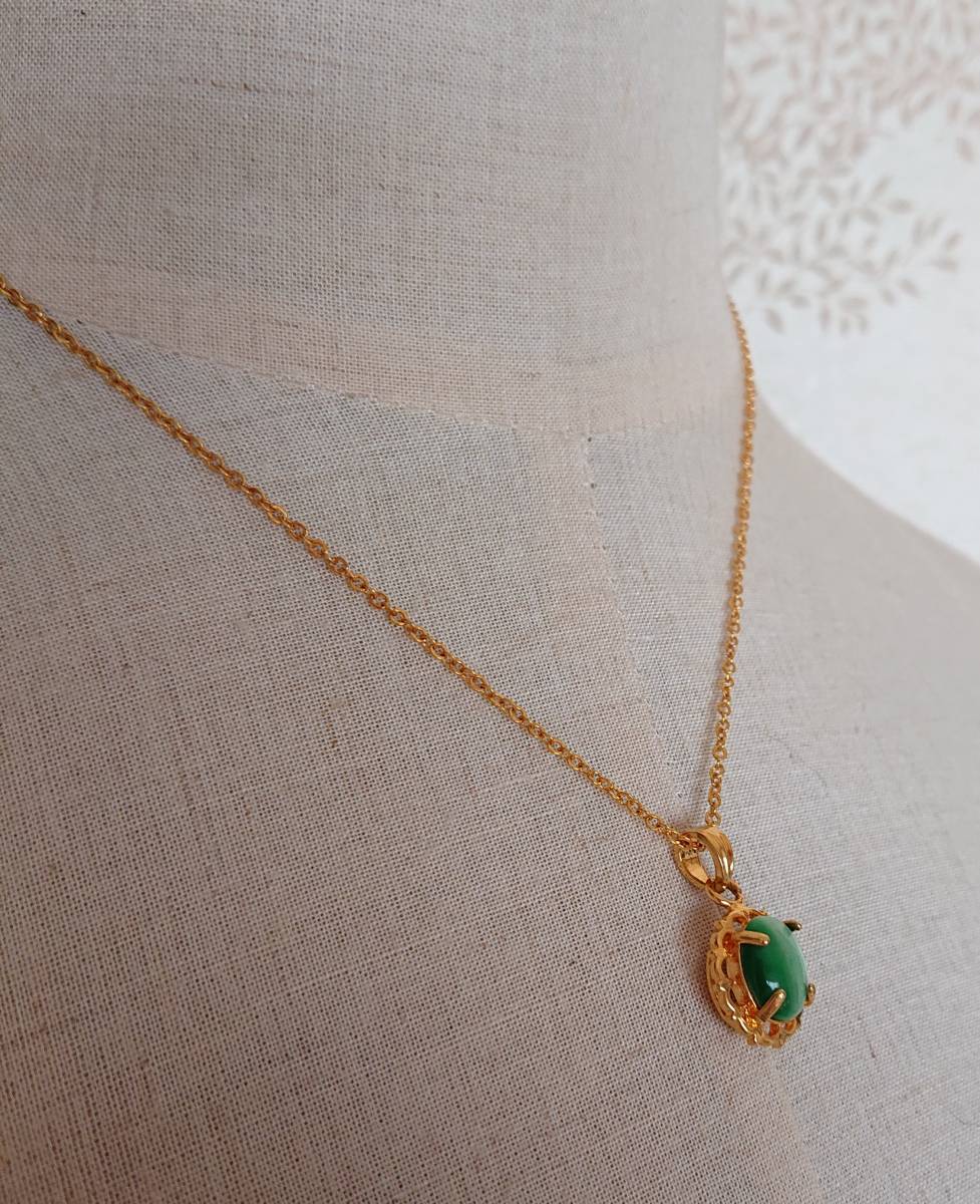 Vintage ネックレス necklace ヴィンテージ アクセサリー 古着 ペンダント ジュエリー accessory アクセ 石 ストーン チェーン 緑 ゴールド_画像2