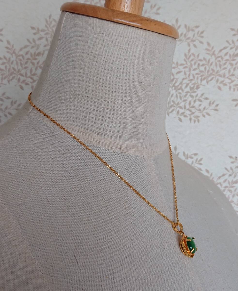 Vintage ネックレス necklace ヴィンテージ アクセサリー 古着 ペンダント ジュエリー accessory アクセ 石 ストーン チェーン 緑 ゴールド_画像3