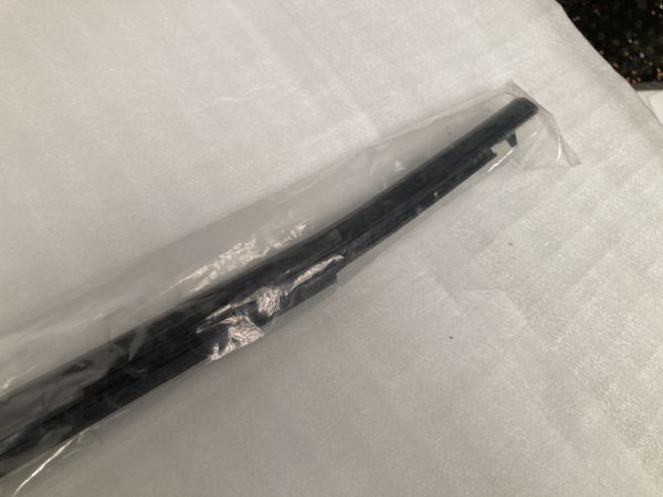 TOYOTAトヨタ純正 カローラ フロントドアベルトモールRH 75710-12890_画像4