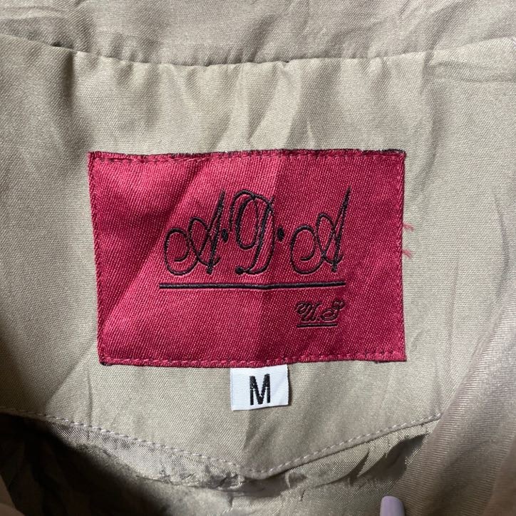 古着 used　長袖スイングトップ　ブルゾン　ジップアップジャケット　ワンポイントロゴ刺繍　アウター　秋冬服　Mサイズ_画像5