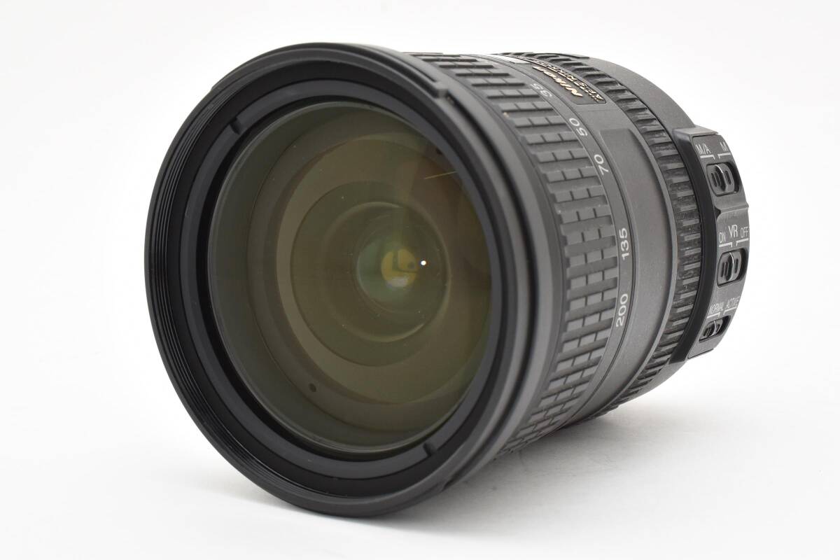 □ 美品 □ ニコン Nikon レンズ AF-S DX NIKKOR 18-200mm F3.5-5.6