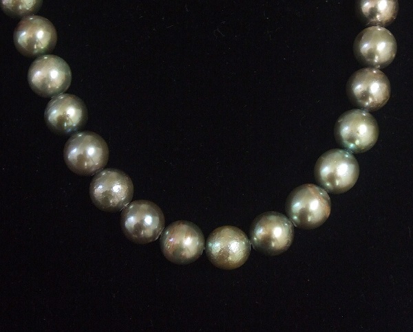 ◆ 在庫大処分！超得プライス！■ 服部セイコー ★ 一つは欲しい ” 黒真珠 ” ★ 7.5-7.9mm ◆ あこやパール ネックレス ◆ 冠婚葬祭 ◆_画像4