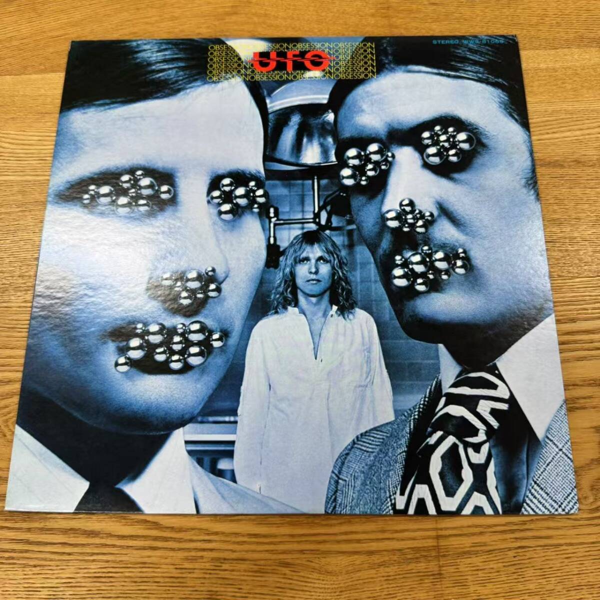 UFO / OBSESSIONS ( 国内盤 ) 　 　 LP盤・WWS-81069/SNJ081231_画像1