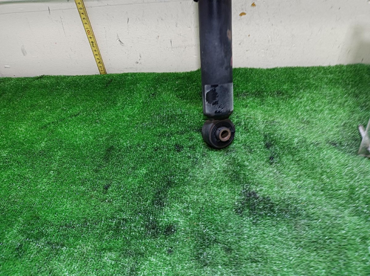  Jaguar правый задний амортизатор X модель ABA-J51YB, 2005 #hyj NSP254358