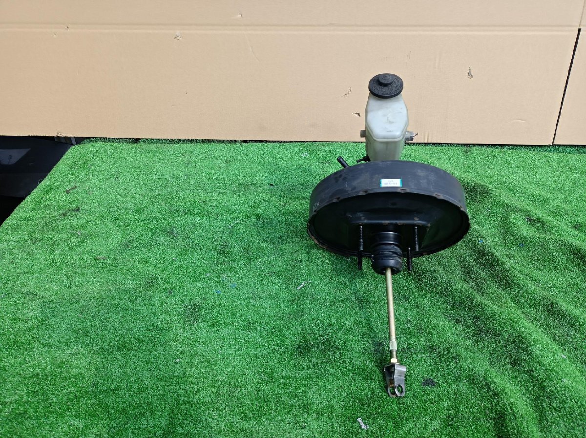 トヨタ ブレーキマスターシリンダー グランビア KD-KCH16W, 1995 #hyj NSP255636_画像1